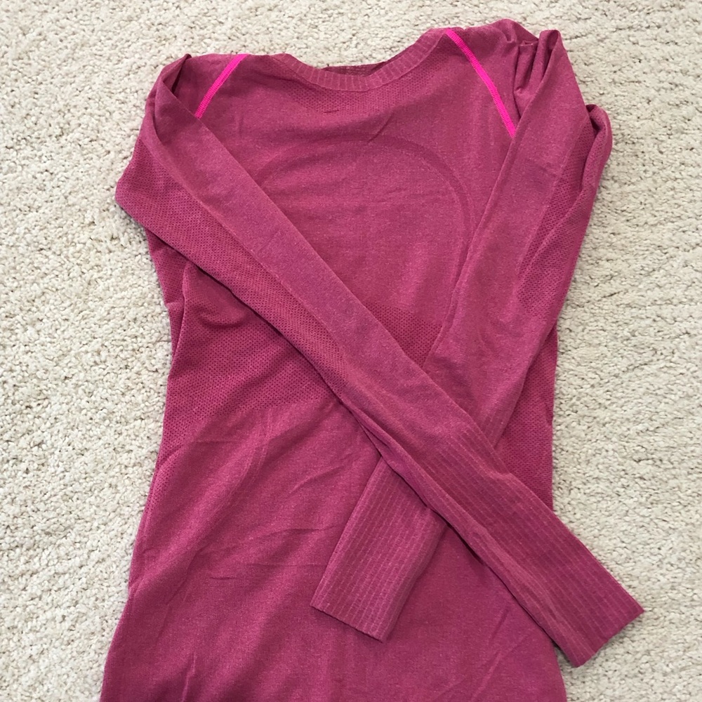 LuLuLemon run swiftly long sleeve